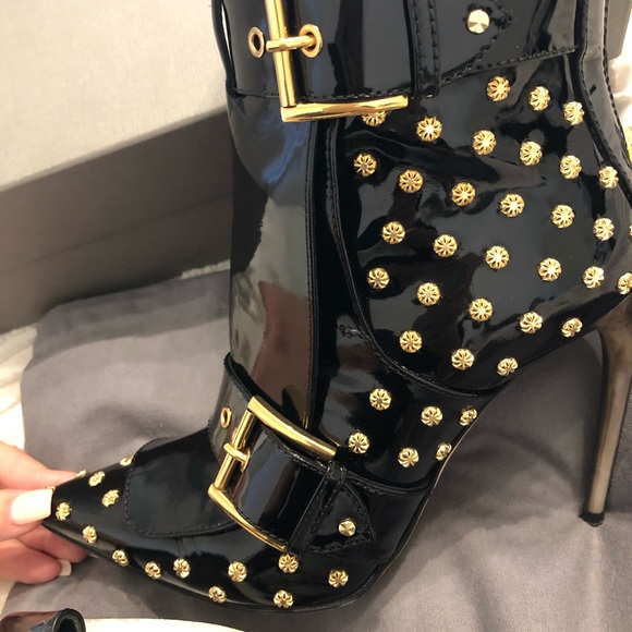 Like New Alexander McQueen Ankle Boot - Picture 8 of 10